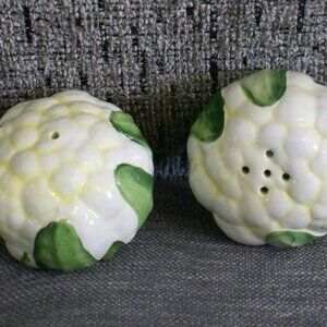 Set of Cauliflower Salt Pepper Shakers Ceramic New Round White Dinner Kitchen